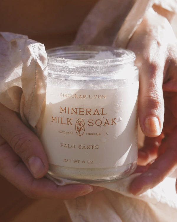 Milk Bath Soak - Palo Santo | Circular Living