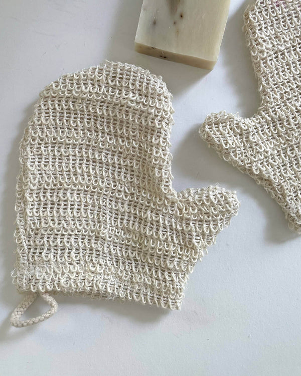 Natural Ramie Bath Gloves | fort & field