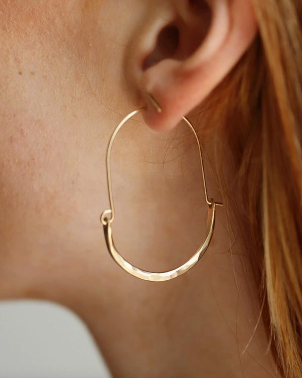 Hammered Paloma Hoop Earrings (14k Gold Fill) | Token Jewelry