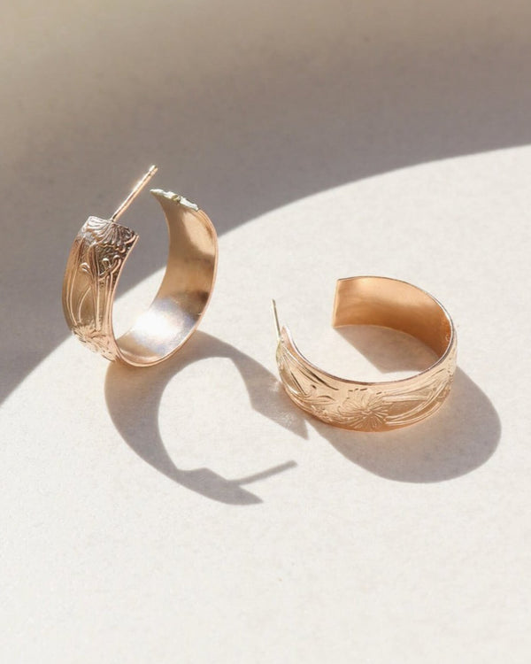 Petite Florence Hoop Earrings (14k Gold Fill) | Token Jewelry